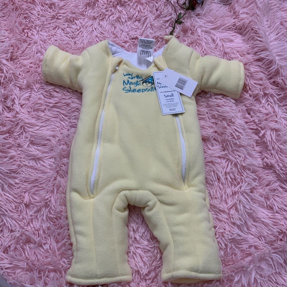 🐝 Baby merlins Magic sleep suit!